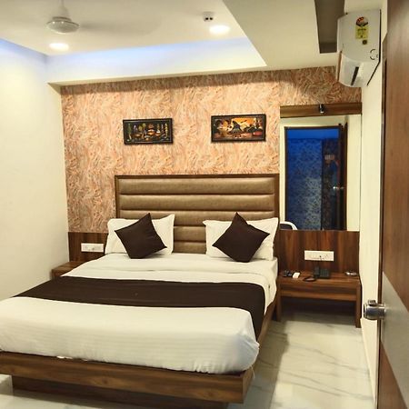 Hotel Sun Shine Ahmedabad Exterior foto