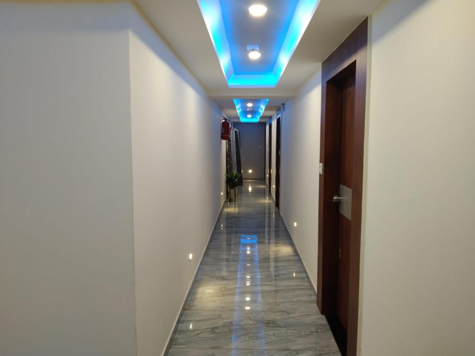 Hotel Sun Shine Ahmedabad Exterior foto